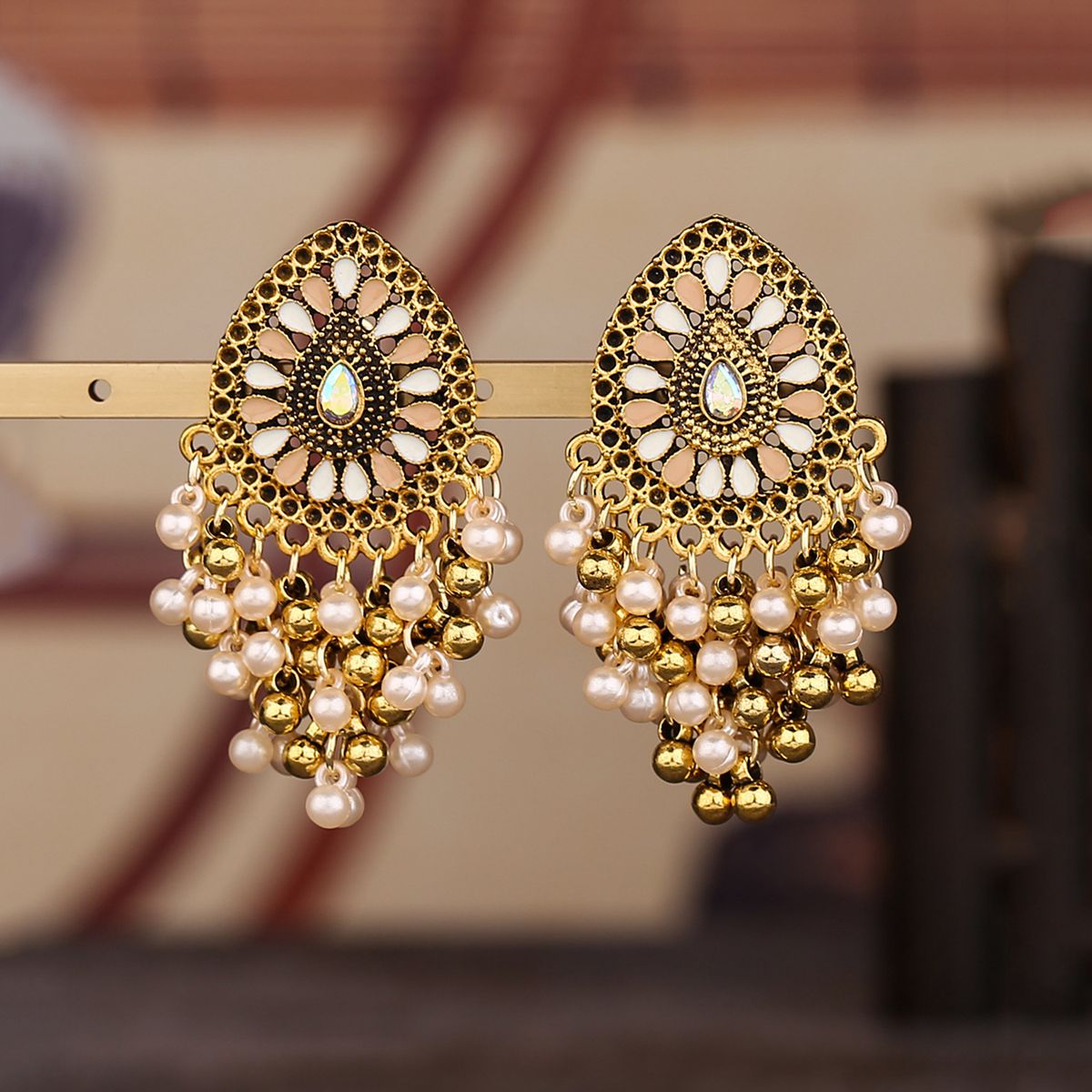 Indian Wedding Supply - Retro Ấn Độ Màu Trắng Trang