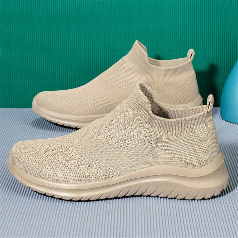 Beige Soft New Novelty Tennis  - đánh giá và giá Wedding Supply Resale