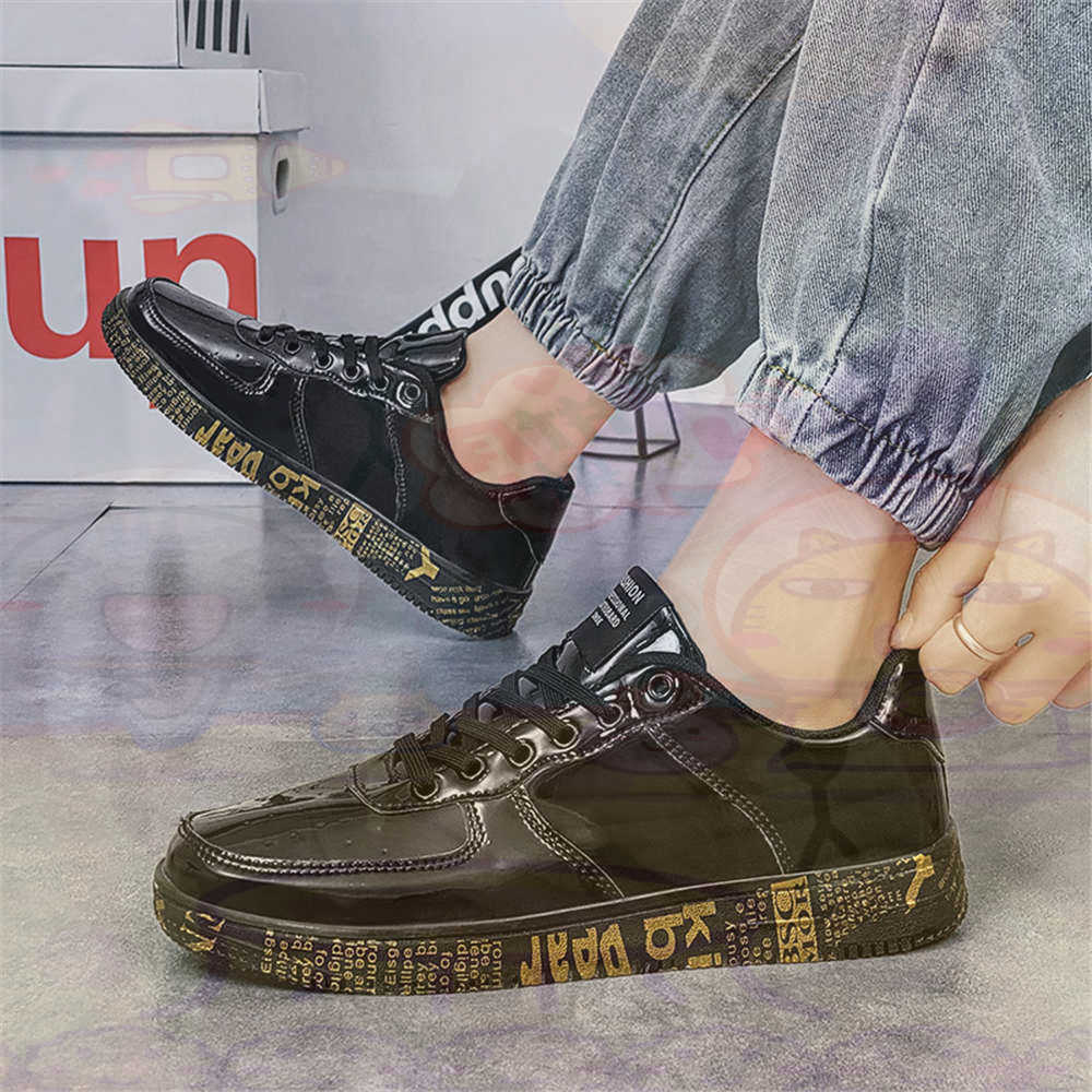 Round Foot Size 45 Sneakers Wh - đánh giá và giá Wedding Supply Resale
