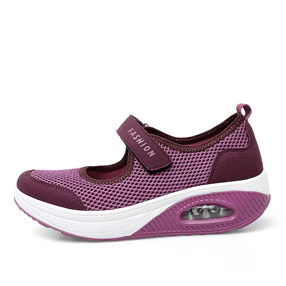 36-41 Demi-season Colored Snea - đánh giá và giá Wedding Supply Resale
